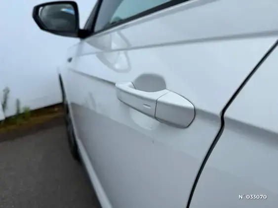VOLKSWAGEN POLO V - voiture d'occasion - Photo 27
