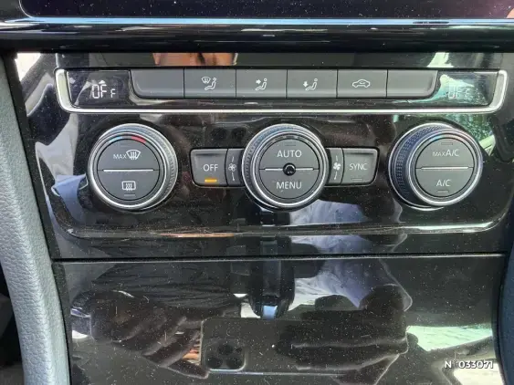 VOLKSWAGEN GOLF V - voiture d'occasion - Photo 24