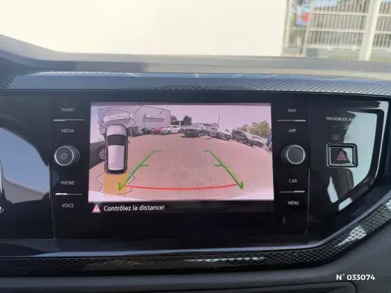 VOLKSWAGEN POLO V - voiture d'occasion - Photo 17