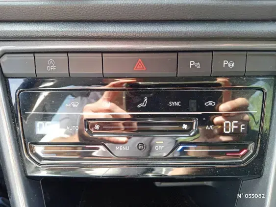 VOLKSWAGEN T-ROC II - voiture d'occasion - Photo 24