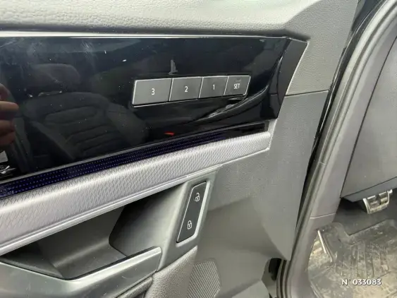 VOLKSWAGEN TOUAREG - voiture d'occasion - Photo 21