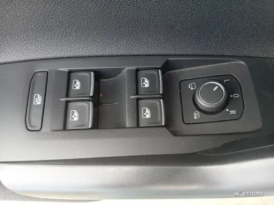 VOLKSWAGEN POLO V - voiture d'occasion - Photo 14