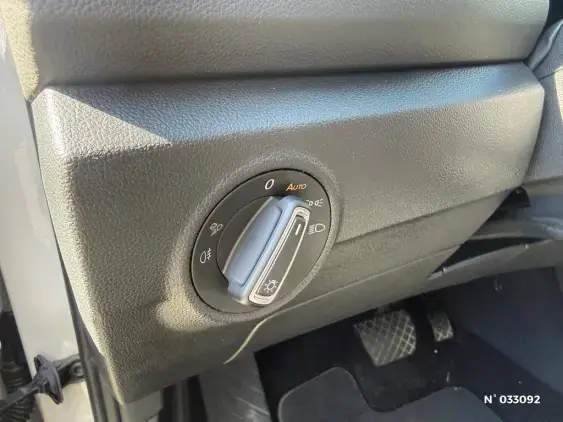VOLKSWAGEN T-ROC II - voiture d'occasion - Photo 18