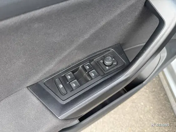 VOLKSWAGEN T-ROC II - voiture d'occasion - Photo 18