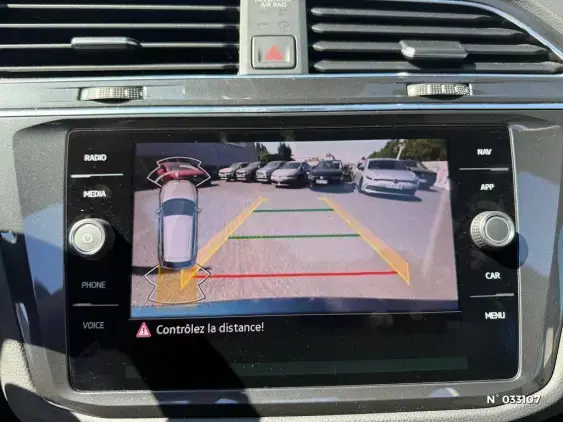 VOLKSWAGEN TIGUAN III - voiture d'occasion - Photo 23