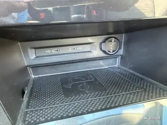 VOLKSWAGEN TIGUAN III - voiture d'occasion - Photo 25
