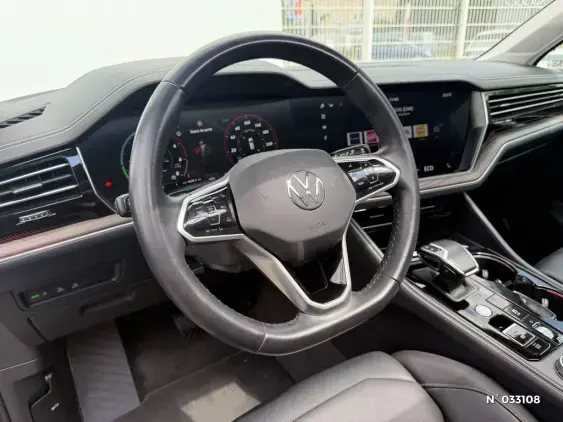 VOLKSWAGEN TOUAREG - voiture d'occasion - Photo 2
