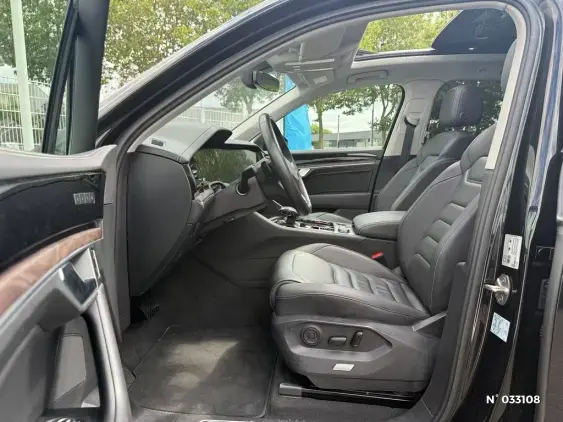 VOLKSWAGEN TOUAREG - voiture d'occasion - Photo 14