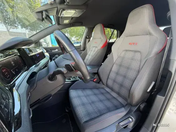 VOLKSWAGEN GOLF V - voiture d'occasion - Photo 9