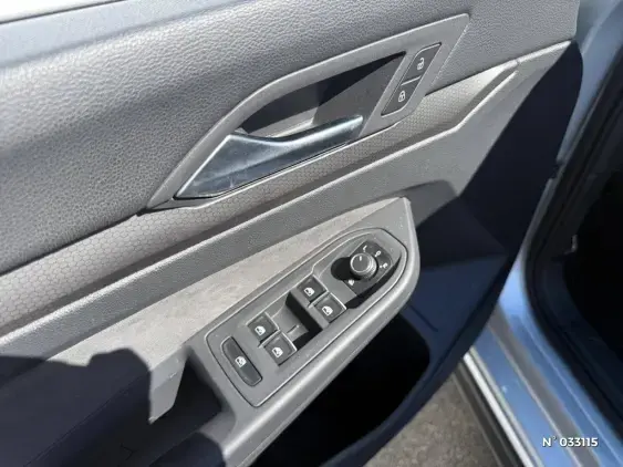 VOLKSWAGEN GOLF V - voiture d'occasion - Photo 19