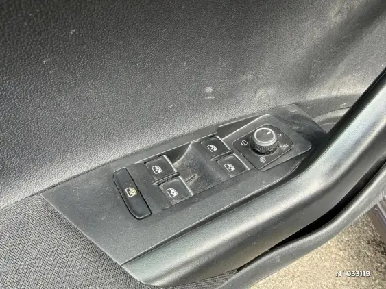 VOLKSWAGEN POLO V - voiture d'occasion - Photo 15