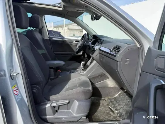 VOLKSWAGEN TIGUAN III - voiture d'occasion - Photo 14