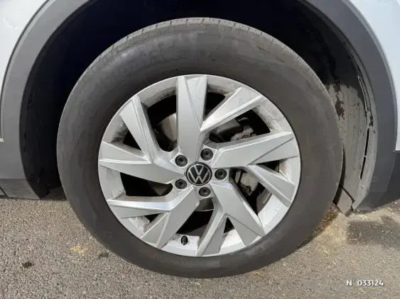 VOLKSWAGEN TIGUAN III - voiture d'occasion - Photo 35