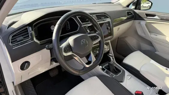 VOLKSWAGEN TIGUAN III - voiture d'occasion - Photo 8