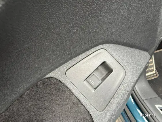 VOLKSWAGEN TIGUAN III - voiture d'occasion - Photo 25