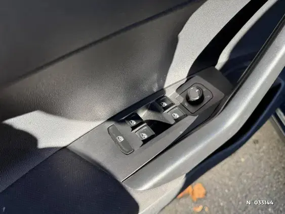 VOLKSWAGEN POLO V - voiture d'occasion - Photo 16
