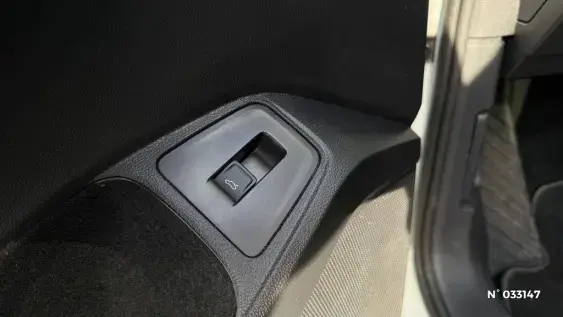 VOLKSWAGEN TIGUAN ALLSPACE - voiture d'occasion - Photo 19