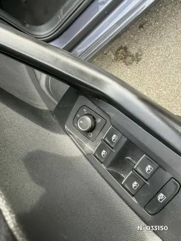 VOLKSWAGEN POLO V - voiture d'occasion - Photo 15