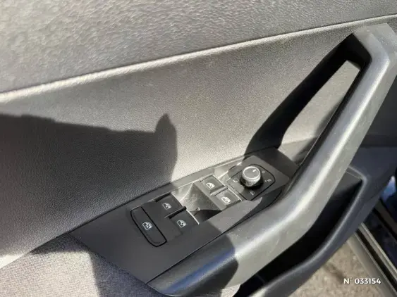 VOLKSWAGEN POLO V - voiture d'occasion - Photo 16