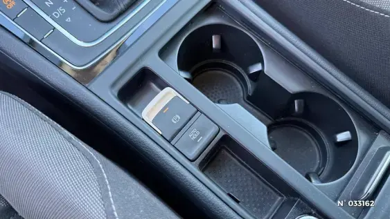 VOLKSWAGEN GOLF V - voiture d'occasion - Photo 18