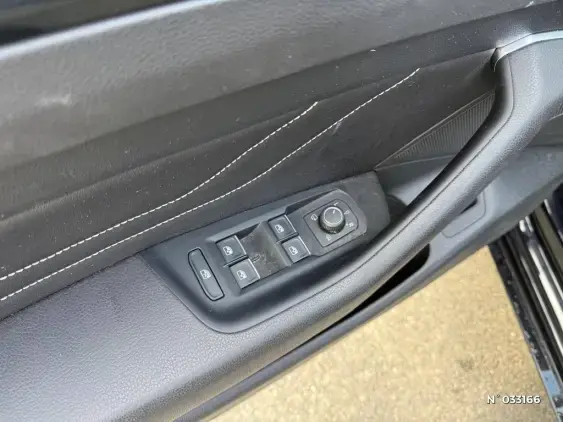 VOLKSWAGEN ARTEON - voiture d'occasion - Photo 23