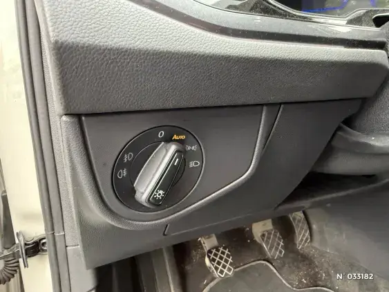 VOLKSWAGEN POLO V - voiture d'occasion - Photo 15