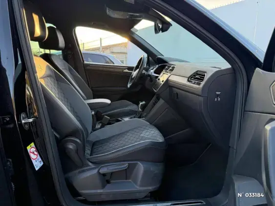 VOLKSWAGEN TIGUAN III - voiture d'occasion - Photo 13