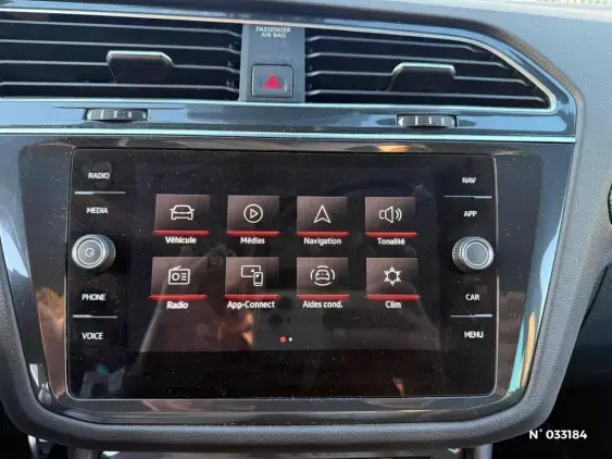 VOLKSWAGEN TIGUAN III - voiture d'occasion - Photo 24