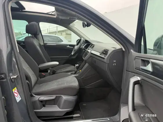 VOLKSWAGEN TIGUAN III - voiture d'occasion - Photo 13