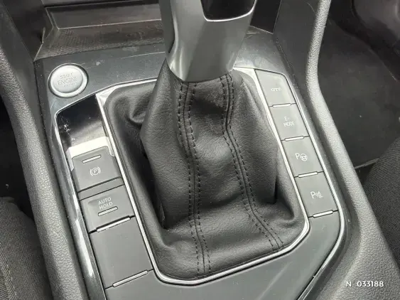 VOLKSWAGEN TIGUAN III - voiture d'occasion - Photo 15