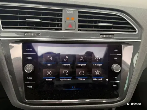 VOLKSWAGEN TIGUAN III - voiture d'occasion - Photo 24