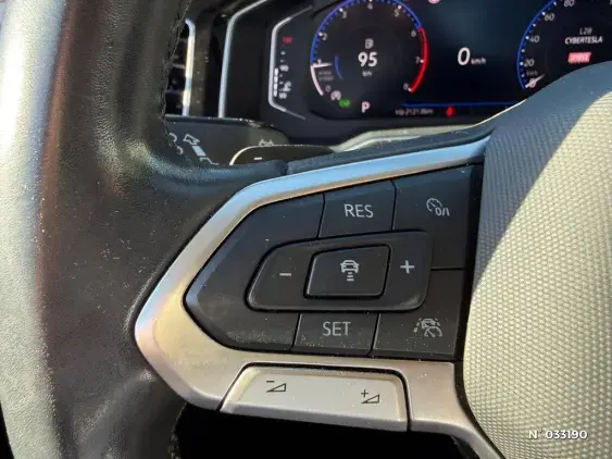 VOLKSWAGEN POLO V - voiture d'occasion - Photo 18