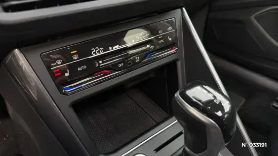 VOLKSWAGEN POLO V - voiture d'occasion - Photo 15