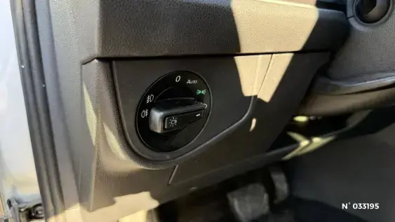 VOLKSWAGEN POLO V - voiture d'occasion - Photo 13