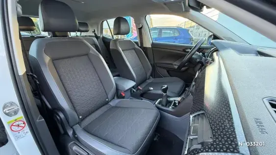 VOLKSWAGEN T-CROSS - voiture d'occasion - Photo 23
