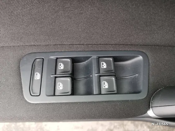 VOLKSWAGEN GOLF SPORTSVAN - voiture d'occasion - Photo 14