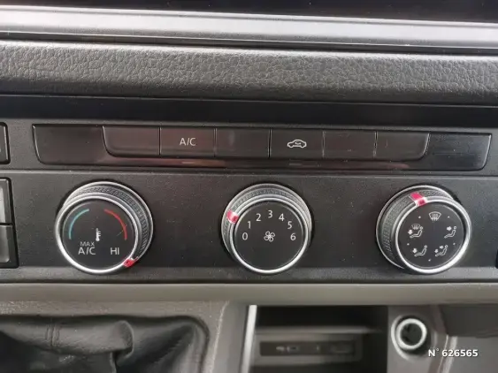 VOLKSWAGEN CRAFTER II - voiture d'occasion - Photo 23