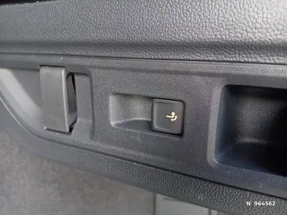 VOLKSWAGEN PASSAT SW IX - voiture d'occasion - Photo 2
