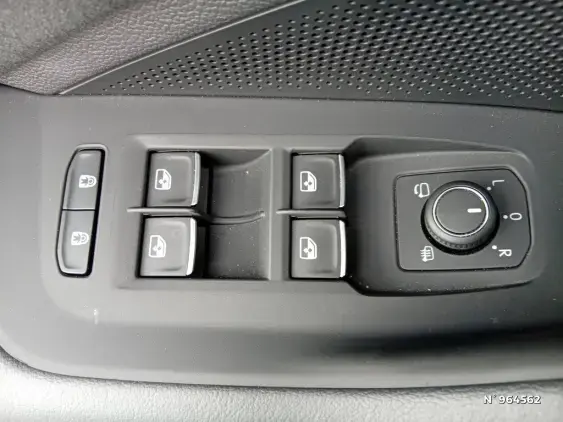 VOLKSWAGEN PASSAT SW IX - voiture d'occasion - Photo 20