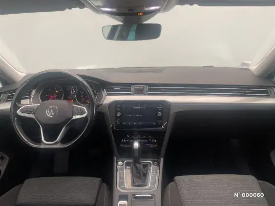 VOLKSWAGEN PASSAT VIII - voiture d'occasion - Photo 9