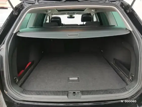 VOLKSWAGEN PASSAT VIII - voiture d'occasion - Photo 7