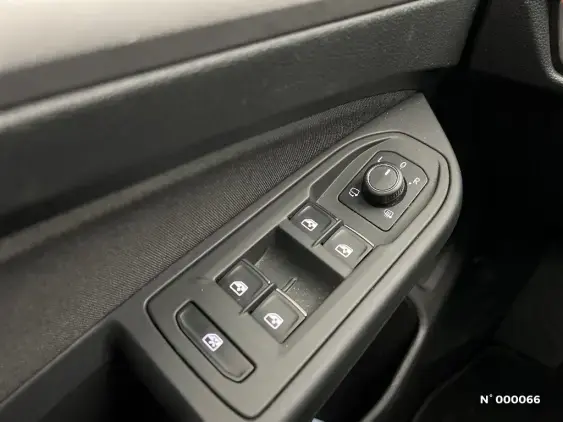 VOLKSWAGEN GOLF VIII - voiture d'occasion - Photo 33