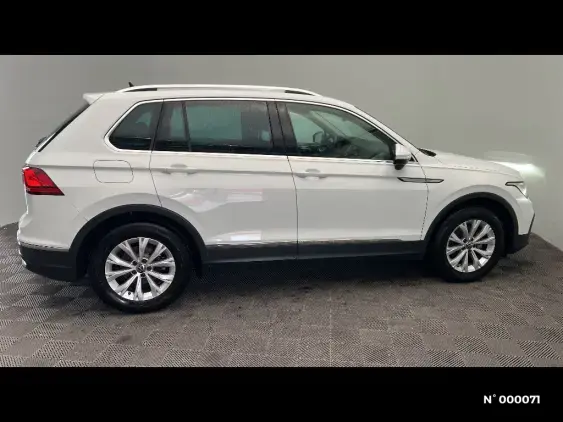VOLKSWAGEN TIGUAN II - voiture d'occasion - Photo 5