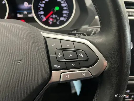 VOLKSWAGEN TIGUAN II - voiture d'occasion - Photo 26