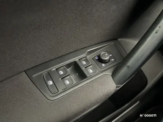 VOLKSWAGEN TIGUAN II - voiture d'occasion - Photo 27
