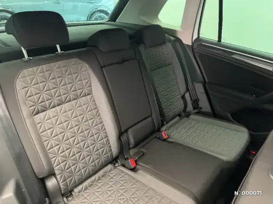 VOLKSWAGEN TIGUAN II - voiture d'occasion - Photo 11