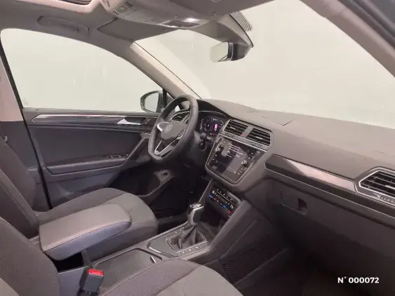 VOLKSWAGEN TIGUAN II - voiture d'occasion - Photo 10
