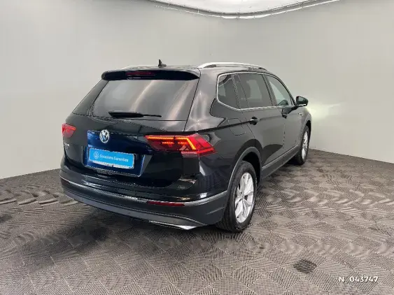 VOLKSWAGEN TIGUAN ALLSPACE - voiture d'occasion - Photo 4