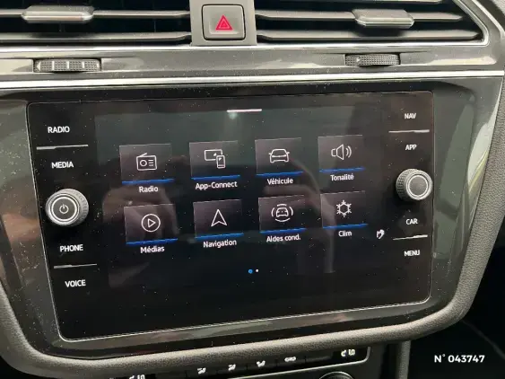 VOLKSWAGEN TIGUAN ALLSPACE - voiture d'occasion - Photo 13