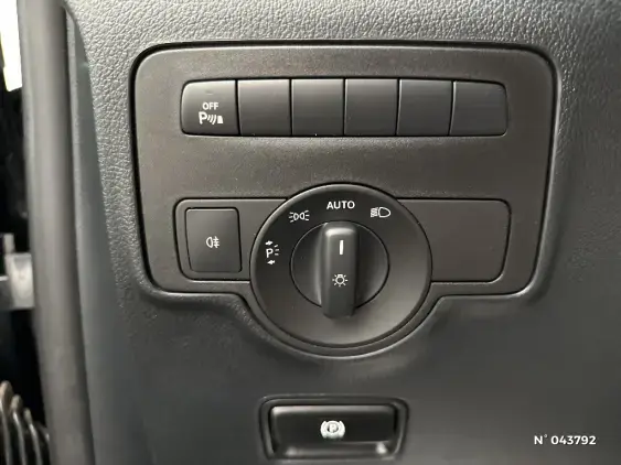 MERCEDES VITO III - voiture d'occasion - Photo 25